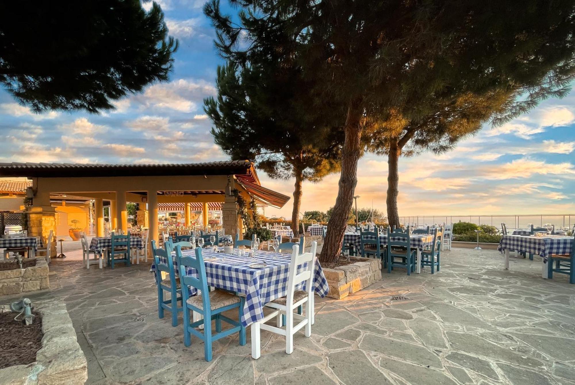4 Bedroom Villa Helidoni With Private Infinity Pool, Aphrodite Hills Resort Κούκλια Εξωτερικό φωτογραφία